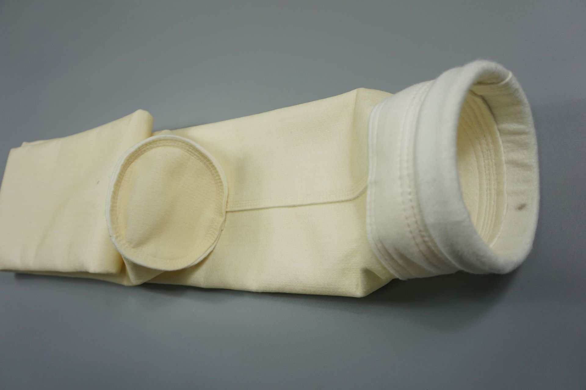 水泥廠如何選擇除塵布袋？