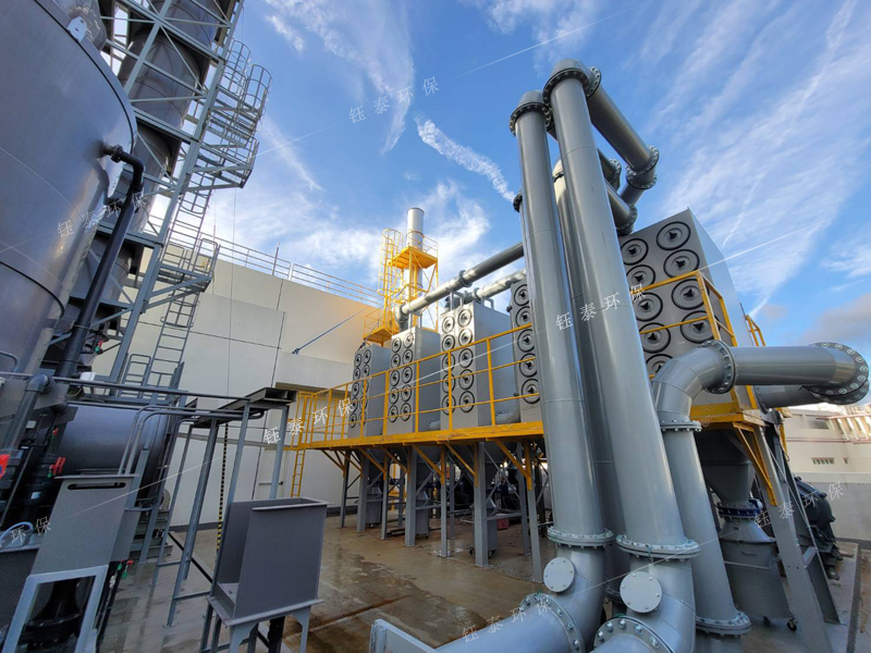 濾筒除塵器vs布袋除塵器：哪種更適合您的車間？