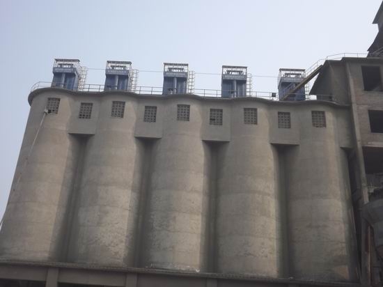 銀川中衛(wèi)劉經理定購的PPC32-4水泥庫頂布袋除塵器已發(fā)貨 銀川中衛(wèi)劉經理定購的PPC32-4水泥庫頂布袋除塵器已發(fā)貨